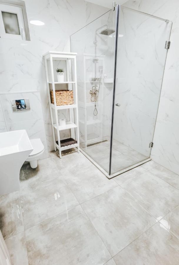 Silver Eden Apartments Cluj Napoca Bagian luar foto